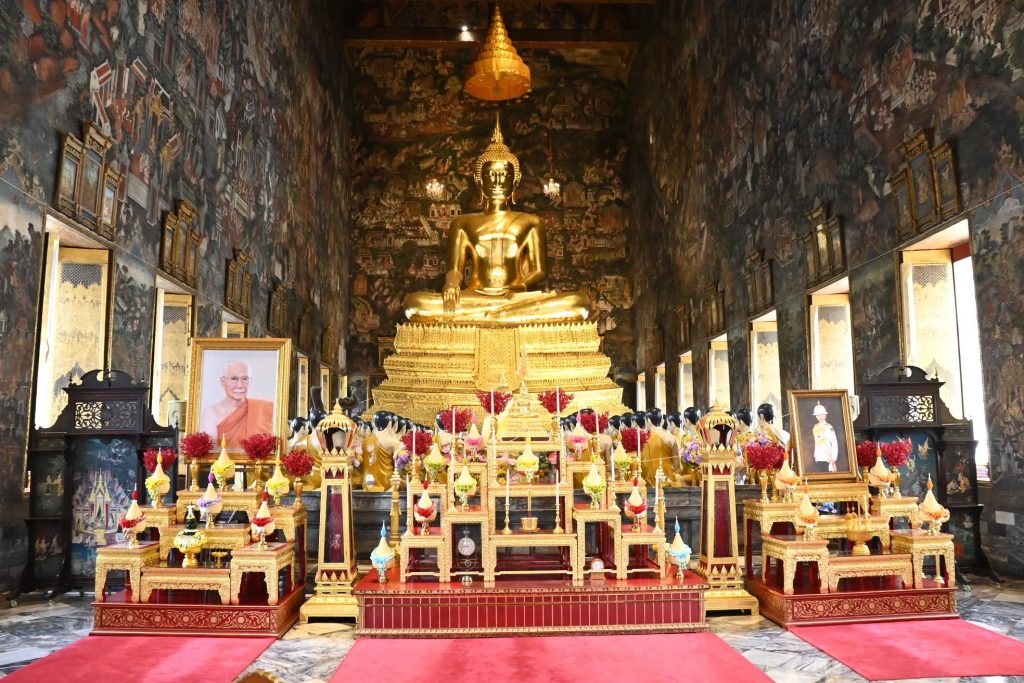 พิธีเจริญพระพุทธมนต์ถวายพระราชกุศลงานฉลองพระชนมายุ 99 พรรษา สมเด็จพระอริยวงศาคตญาณ สมเด็จพระสังฆราช สกลมหาสังฆปริณายก 26 มิถุนายน 2569 และพิธีบำเพ็ญกุศลปัณรสมวาร (15 วัน) เพื่ออุทิศถวายเป็นพระกุศลแด่ สมเด็จพระเจ้าลูกเธอ เจ้าฟ้าพัชรกิติยาภา นเรนทิราเทพยวดี กรมหลวงราชสาริณีสิริพัชร มหาวัชรราชธิดา