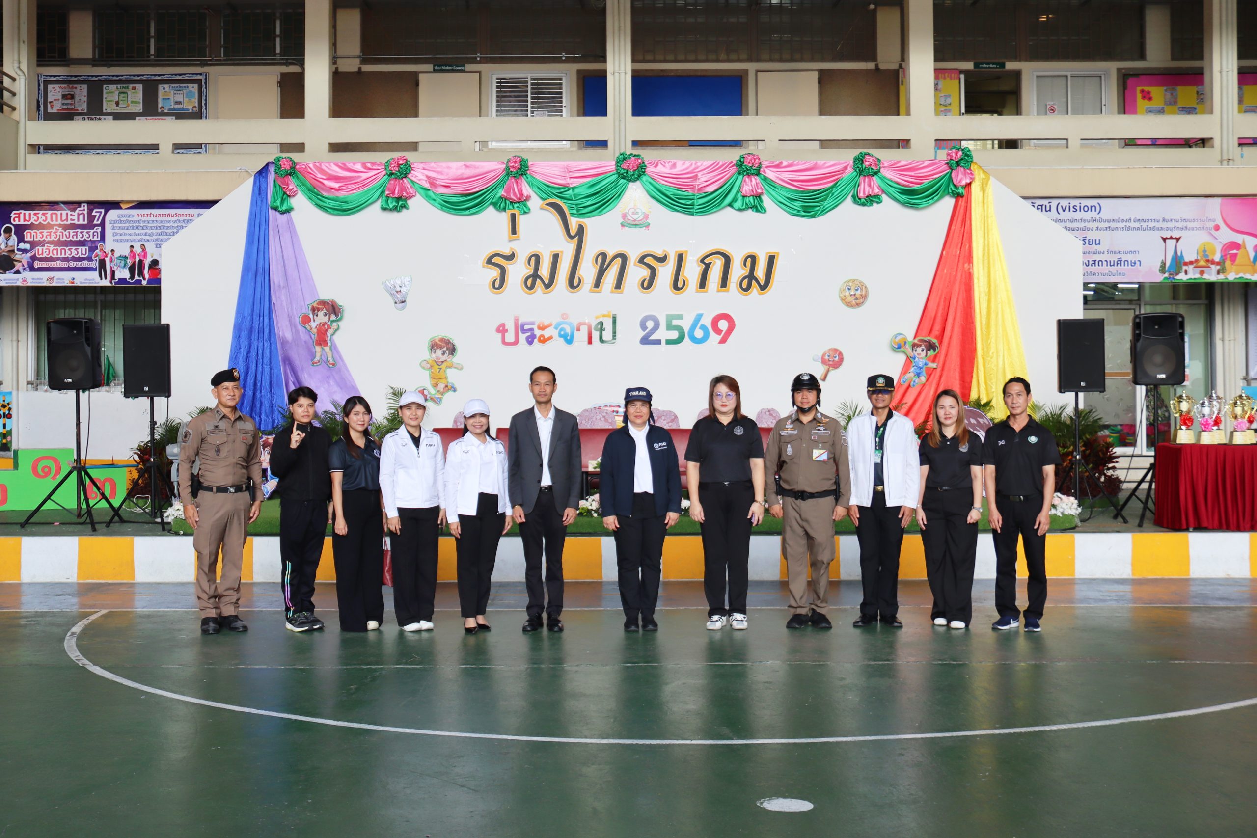 อสป. ร่วมกิจกรรมการแข่งขันกีฬาสี โรงเรียนวัดดอน “ร่มไทรเกมส์” ประจำปีการศึกษา 2569 พร้อมมอบของรางวัลแก่นักเรียนในกิจกรรมการแข่งขันกีฬาสีภายใน